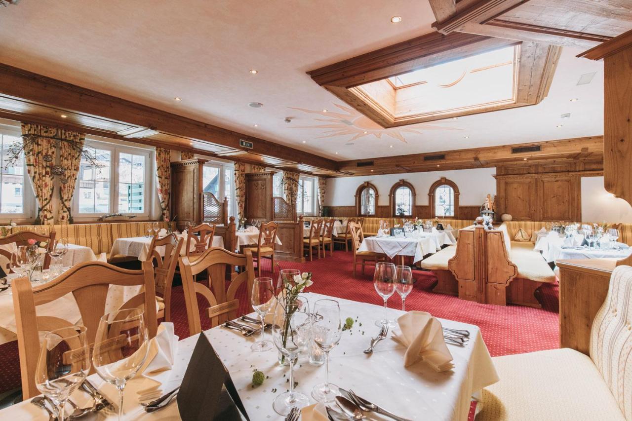 Hotel Hirschen Silbertal Bagian luar foto